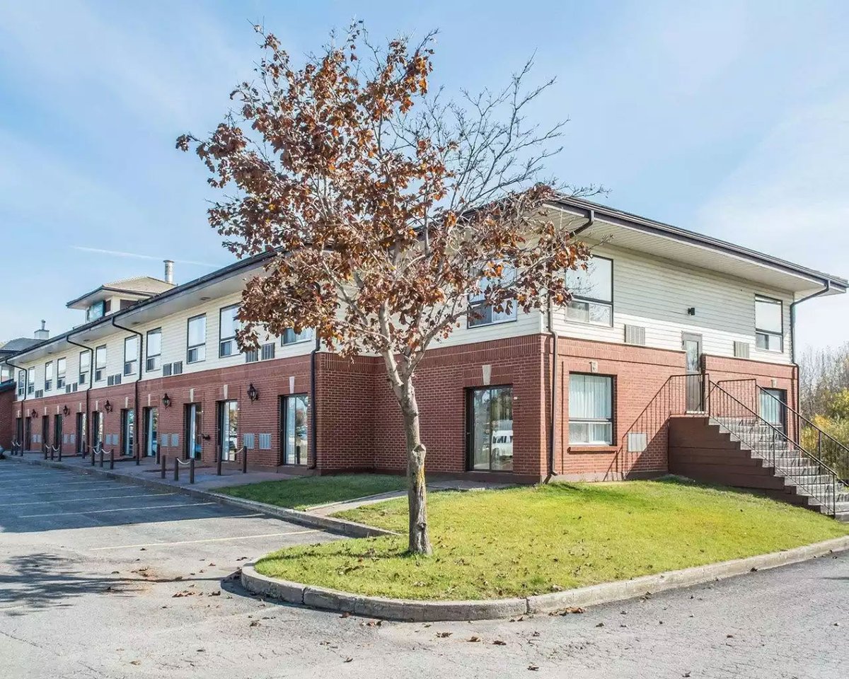 Pleasant environment with #comfortable accommodation....
Book your stay with our Quality Inn Barrie Ontario...
qualityinnbarrie.com
