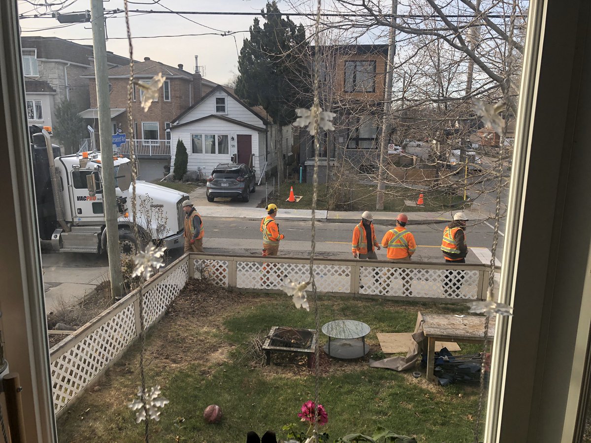 DianQuin's tweet photo. @JohnTory @fordnation @rogers We are currently going through a pandemic. How is this essential? https://t.co/x60jtMhj8F