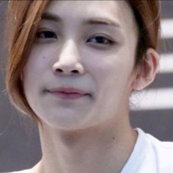 –had a hard time for jeonghan because of his very faint cheek mole (which is always covered with make up so idk if its real),, but he has two moles on his neck (smexy), one on his right sideburn, and one on his left arm