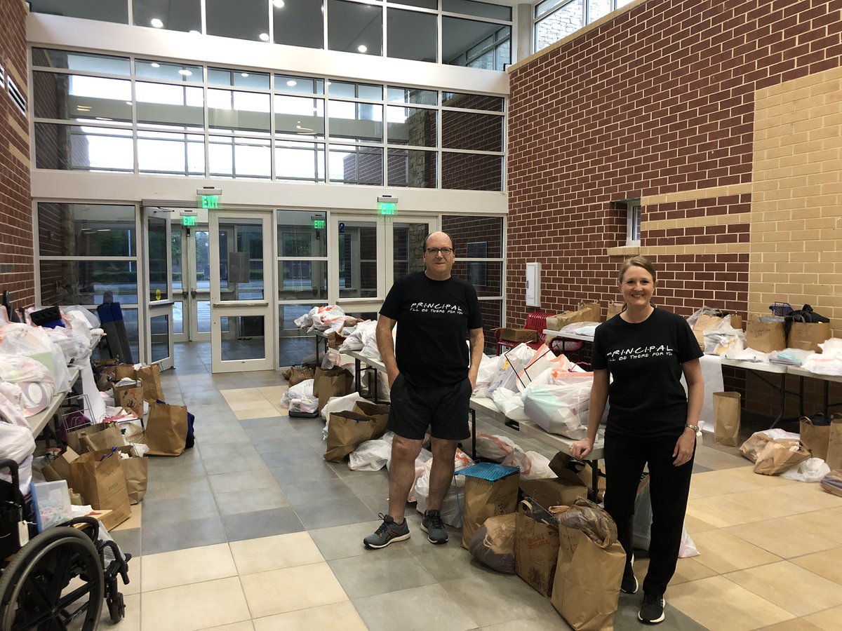 Tonya R. tweet media