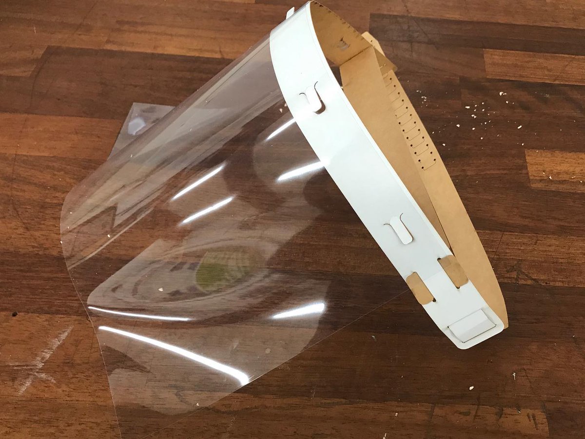 FallibroomeDT's tweet photo. Thanks to Tunnicliffe Signs in #Macclesfield for donating plastic for visors and card for head bands.  Enough to make 100s of masks for local frontline workers.  We have passed your supplies onto Macclesfield Academy as well. @TunnSigns we thank you.  #MaccMakesMasks. https://t.co/2QVwlsovTR