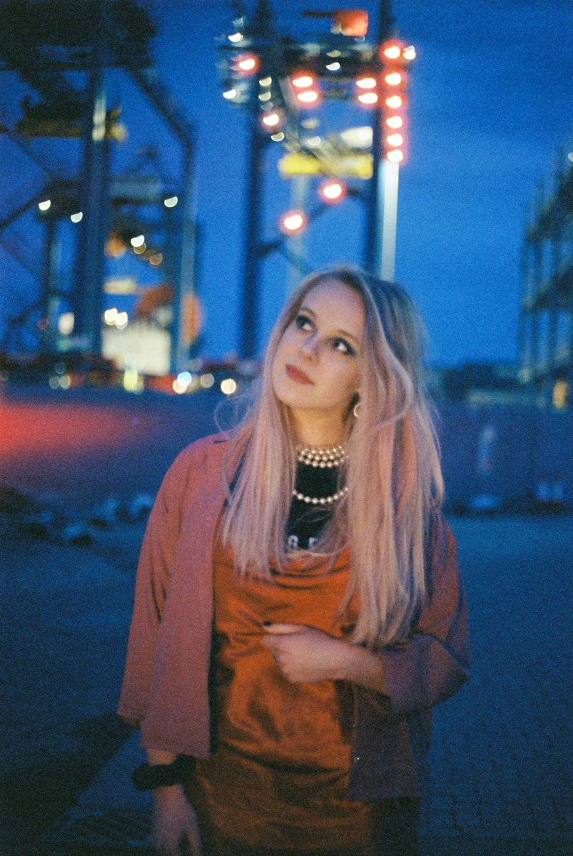 rebekahfitch's tweet photo. So just like everyone else and their mum, thought I'd finally do a lil livestream gig on FB/instagram - especially for the ten people who asked for it x

- L I V E S T R E A M
F R I D A Y / / 7 . 3 0  B S T -

Let me know if you're tuning in and what you wanna hear! 
📸@CKerr_92 https://t.co/vOqMPrJB96