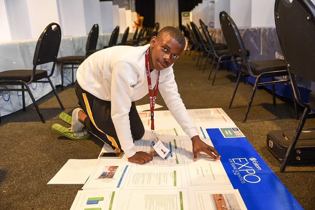 Exposcience's tweet photo. #EskomExpoTurns40 We are running a two-week plan for online learner support, catch up on our website #tagyourfriends
STEP 2: NARROW YOUR FOCUS TO A SPECIFIC TOPIC
Read the relevant literature. Use credible sources (Refer to: Finding an Expo Research Topic on our website) https://t.co/5gAlRTHwcl