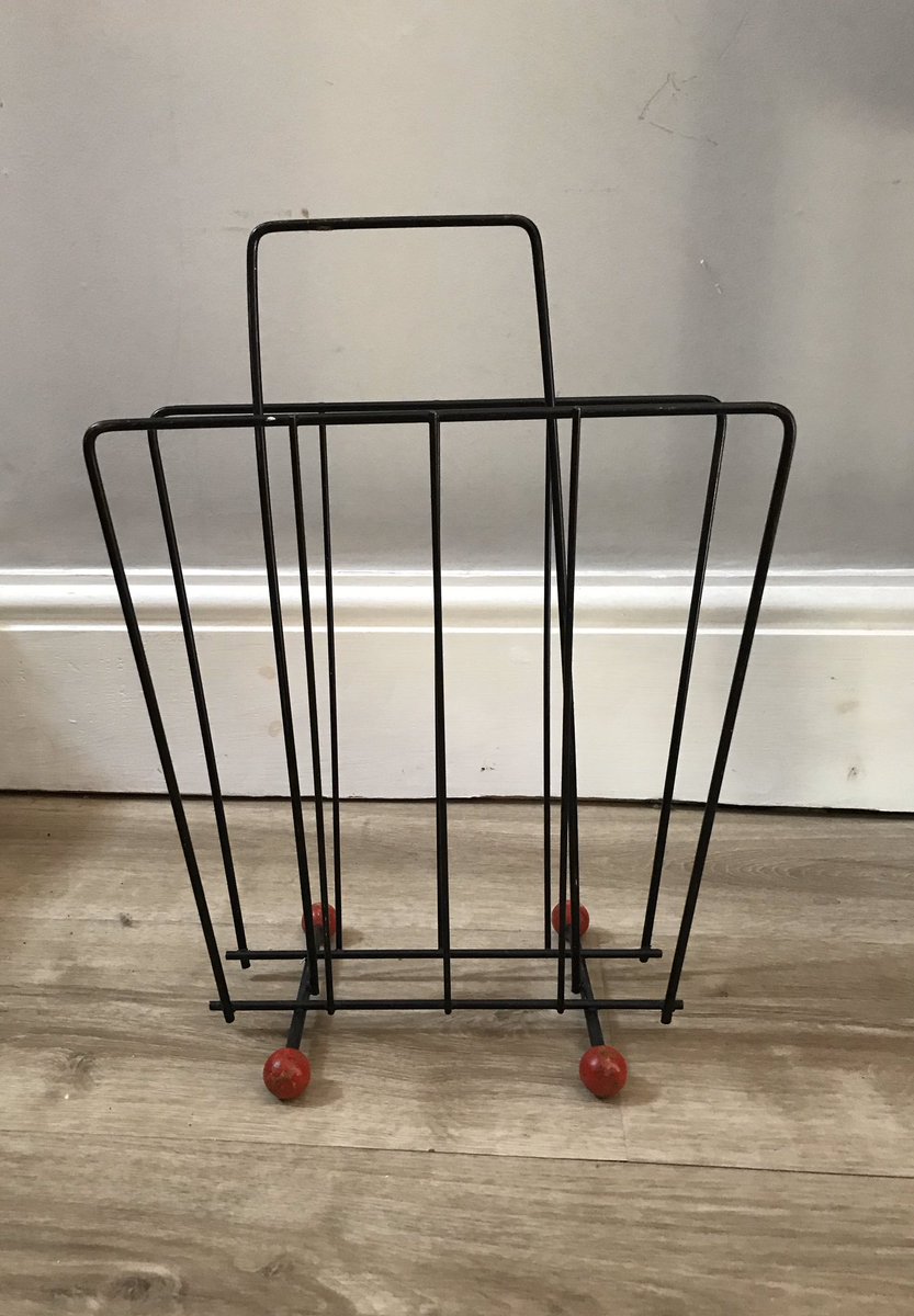 VaguelyVintage's tweet photo. Lots of new items being added to our website today. £5 discount on every £30 spend by adding WORKINGFROMHOME at checkout. https://t.co/WDNjOROGyC https://t.co/Ux7QUIPF9g