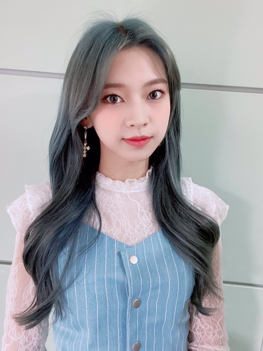 유림이와 함께 한 비디오스타 본방사수 다들 하셨나요? 끝까지 함께 해 준 아이들도 너무 고마워요 ♥ #3YE #써드아이 #유림 #비디오스타Translate post