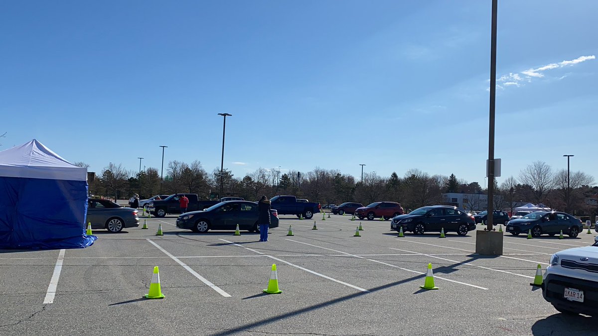 And we are live in the third Drive Through COVID 19 testing site in Lowell, MA.   So proud of our team for making this come together.  Proud to work for CVS #FlattenTheCurve #DivisionONEteam <a href="/ericka_kerr/">Ericka Wilson-Kerr</a> <a href="/AmyWinchell1/">Amy Winchell</a> <a href="/MarkPorcaro3/">Mark Porcaro</a> @KoladyCVS
