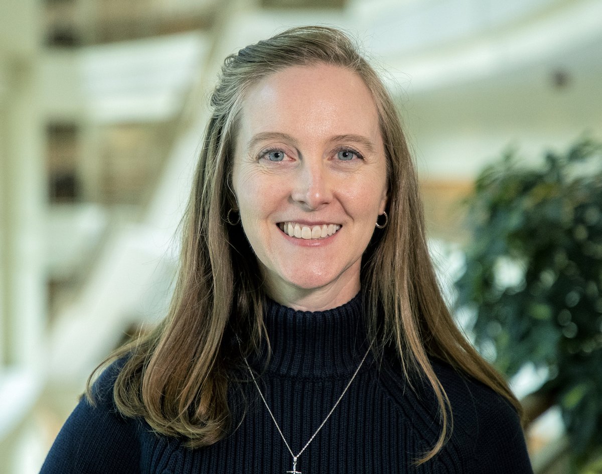 Dr. Lorin Matthews, professor of physics, has been named the 2020 #Baylor Undergraduate Research Mentor of the Year for Science, Technology, Engineering, and Mathematics by the University's URSA Steering Committee. Congratulations, Dr. Matthews! bit.ly/39JUucR