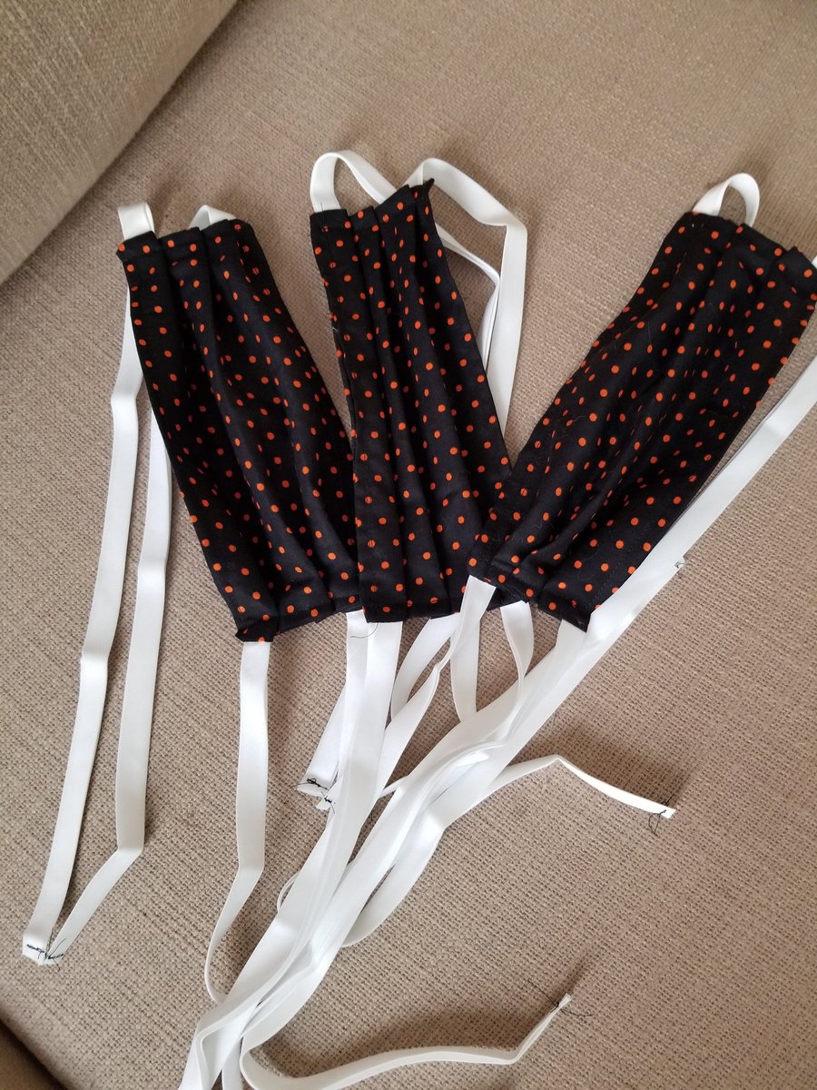TLHElderLaw's tweet photo. Making masks for a friend's intermediate care facility and family. #sewingfacemasks #coronavirus #Coronapacolypse #WeAreWithYou #WeAreInThisTogether https://t.co/SqBSRWnRXN