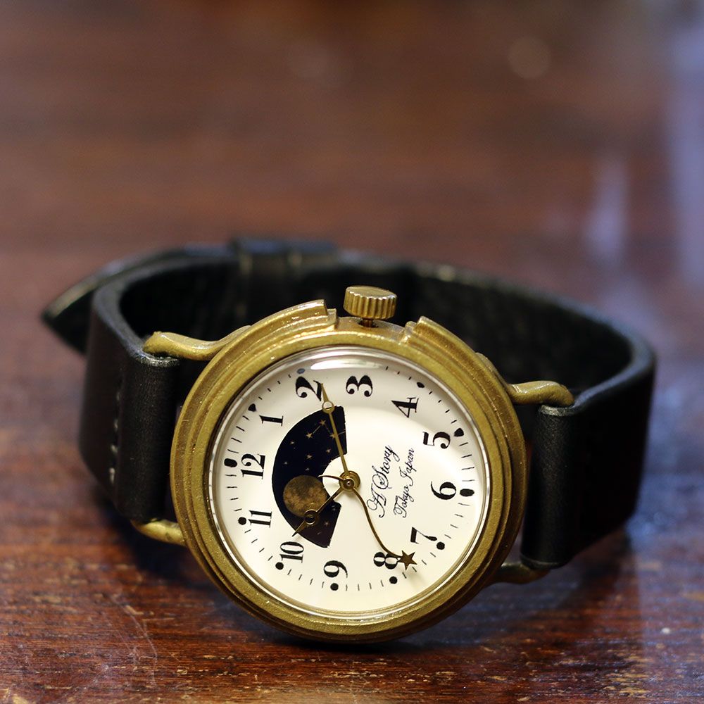 A Story Tokyo通販部 手作り腕時計 ハンドメイドアクセサリー Twitterren サンアンドムーン 腕時計 Holy Night アラビア数字 メンズ レディース アンティーク 窓からはカシオペア座と北斗七星 ダブルムーンは顔を覗かせます アラビア文字とローマ数字とどちらがお