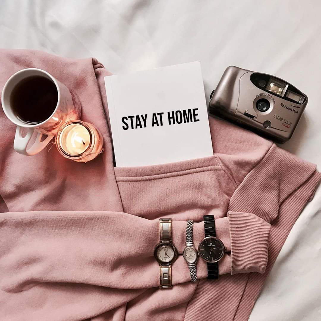 DanielKleinIND's tweet photo. It’s our time to help flatten the curve and by practicing social distancing, we’ll get through this. Stay safe everyone. 
.
.
.
.
.
#DanielKlein #watch #watches #wristwatch #Time #socialdistancing #stayhome #stayhealthy #selfquarantine #photooftheday #stayhome #stayhomestaysafe https://t.co/GKOGNReeLl