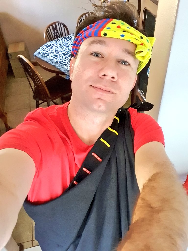 ChristoThurston's tweet photo. #SamsonMthombeniChallenge accepted. Video will follow shortly 💃🏾🕺🏽💃🏾 https://t.co/ot8lxmvK7k