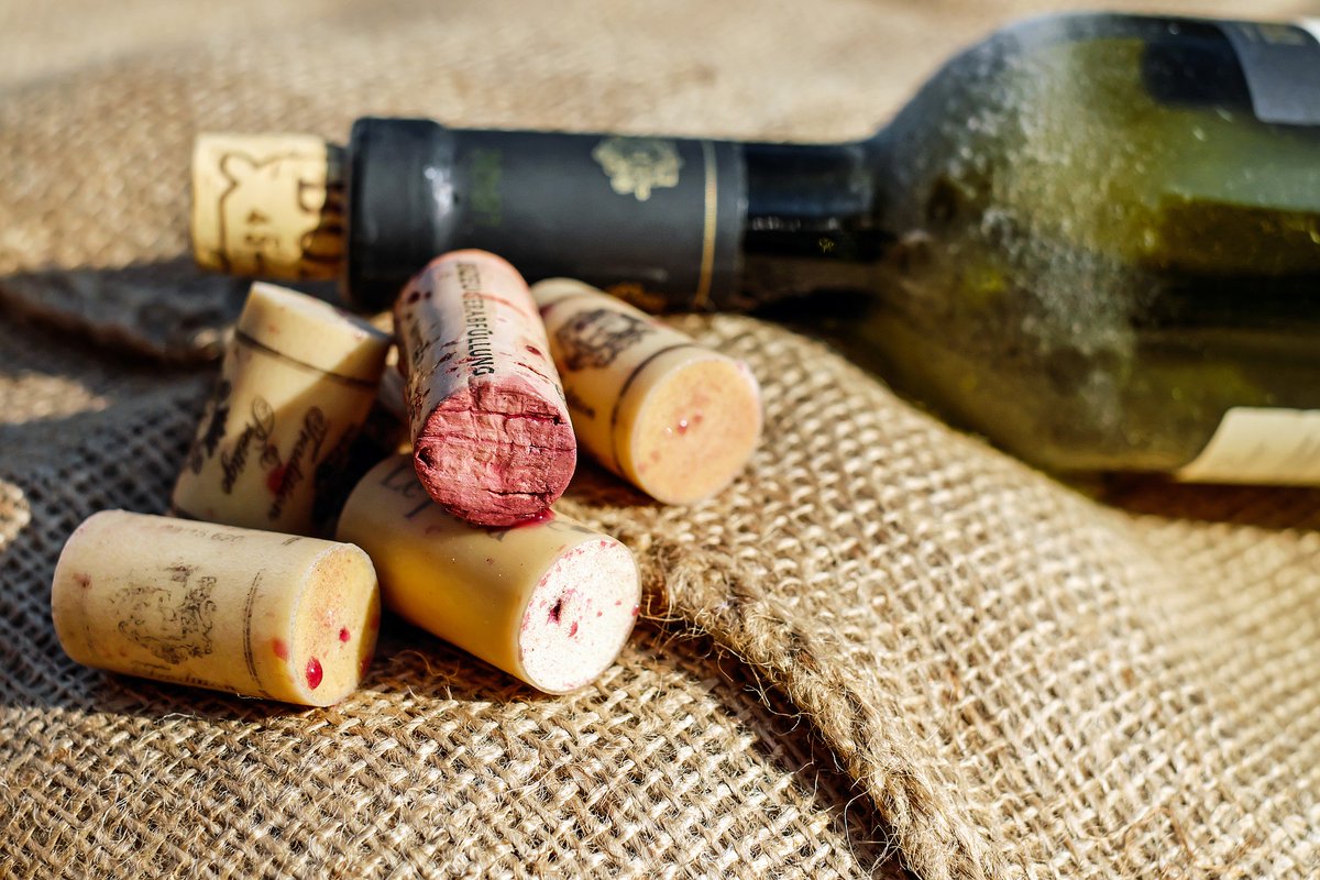 Following intensive lobbying by industry organisations, the Minister of Transport has gazetted new directions under the #lockdown Regulations to expressly permit the #export of #wines and other fresh produce products. <a href="/Vinpro_za/">Vinpro</a> 
bit.ly/3caCQkb