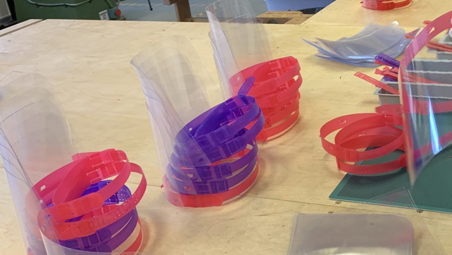 LboroDesign's tweet photo. A group of Design and Technology alumni from Loughborough University have been working to produce protective masks for healthcare professionals, utilising their design and manufacturing skills.
Read more π https://t.co/eX8mWEScfn
#LboroFamily #LboroDesign #Alumni https://t.co/EmMfaA5V3Z