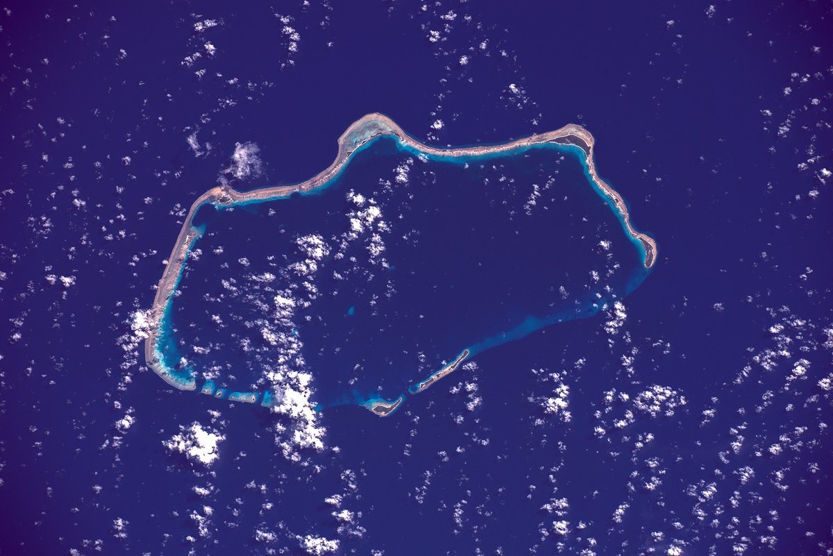 OlegMKS's tweet photo. Атолл Бикини в Тихом океане.
(Bikini Atoll is a coral reef in the Marshall Islands, with  interesting facts)
интер. факты - https://t.co/ewFi7pVcoc

#Geography #iss #nature #SpongeBob #atoll #MarshallIslands #космос #космонавт #природа #мкс #планета #Земля #атолл #интересныефакты https://t.co/0uW18PYbsx