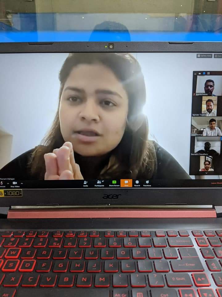 TajinderTiwana's tweet photo. @BJYM4Mumbai Padadhikaris had an extensive interaction via video conferencing with @BJYM National President MP Smt. @poonam_mahajan Ji, where she reviewed the work done by #BJYM Mumbai cadre &amp; motivated the Karyakartas to help the people in need.
#BJYMCares @blsanthosh Ji (2/2) https://t.co/Azj4dZiEk7