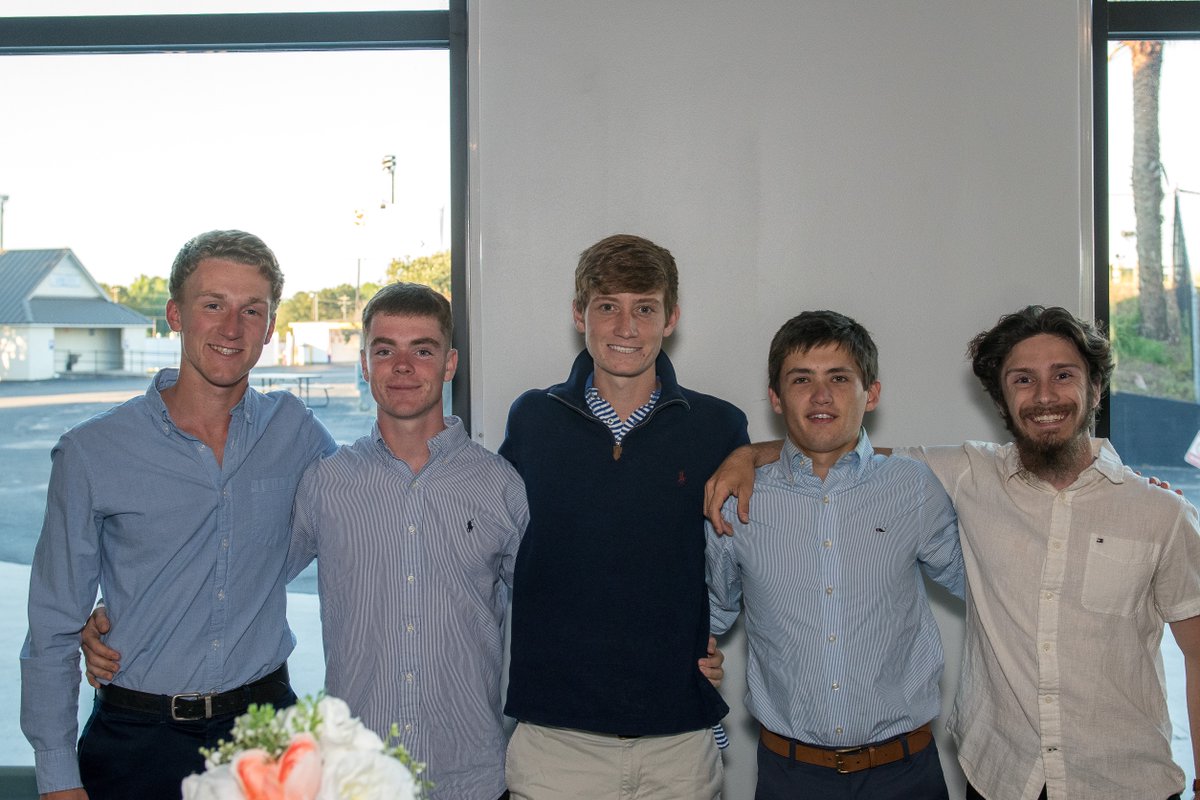 CSUXCTrackField's tweet photo. @csusports @CSUNIV We know a thing or two about dressing like a million bucks π¦ #BUCSpirit https://t.co/QwxCiUTSah