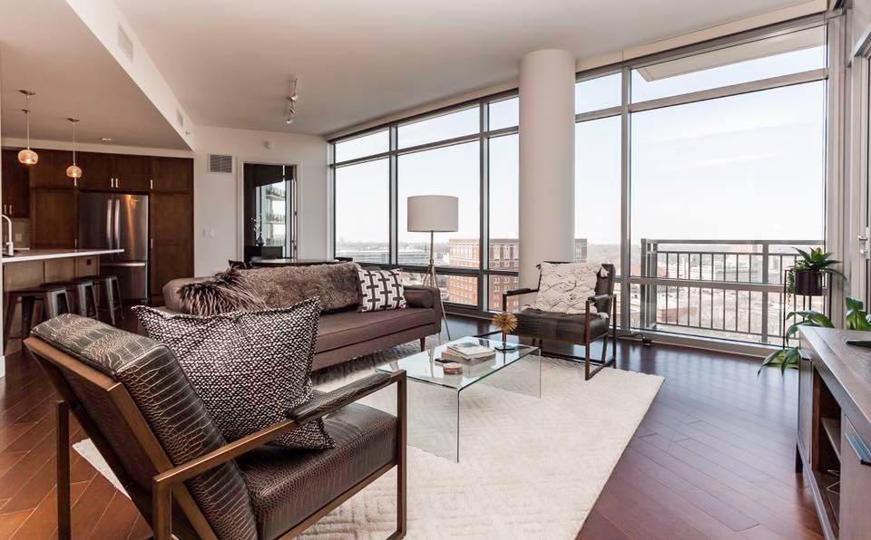 Natural Sunlight ✔️
Floor to Ceiling Windows ✔️  
Windows that Open to get Fresh Air ✔️ 

Call today to schedule your virtual tour.