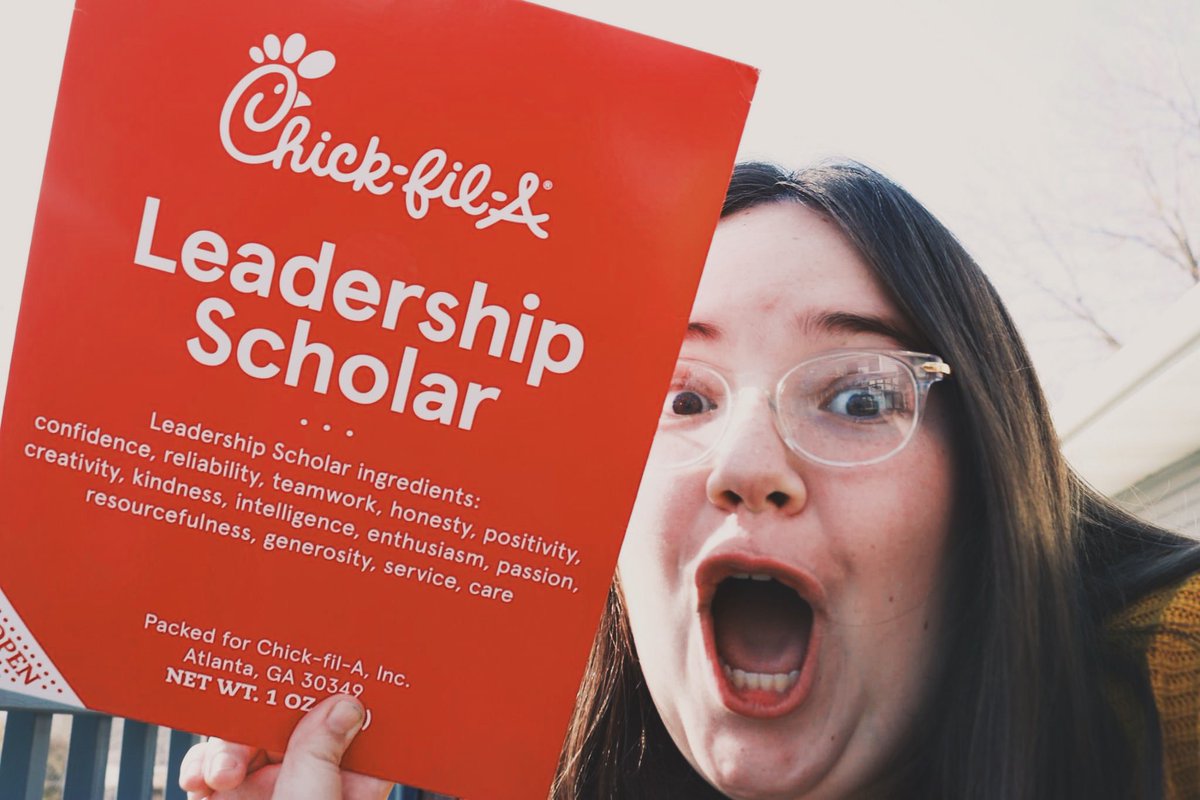 hannahking_02's tweet photo. Today I recieved the leadership @ChickfilA scholarship! #RemarkableFuture https://t.co/qcglBtefUp
