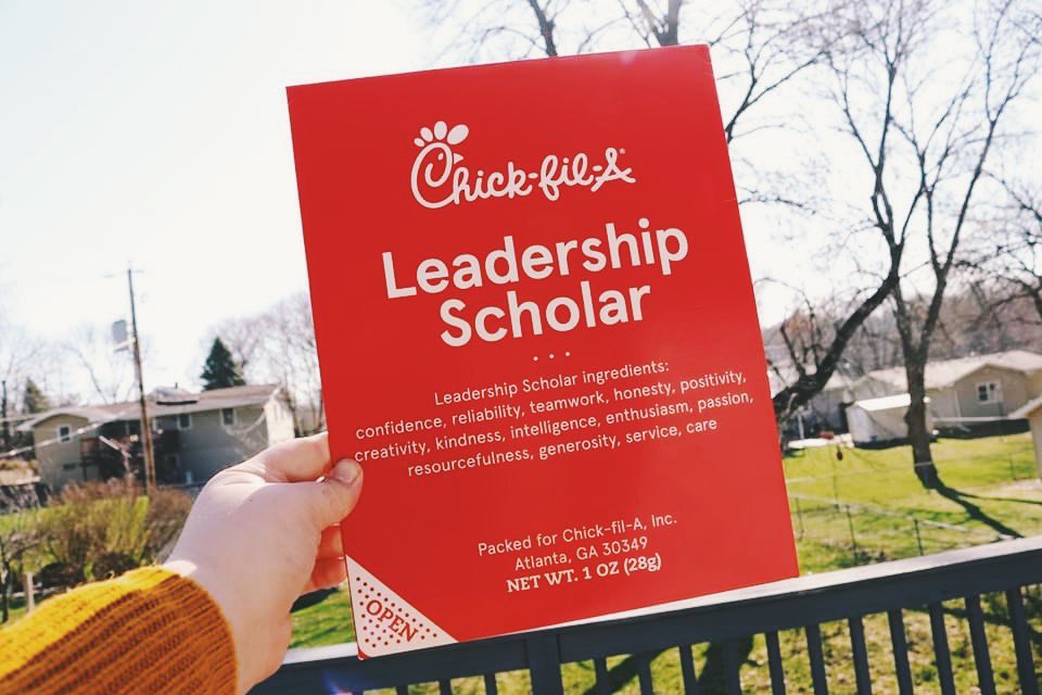 hannahking_02's tweet photo. Today I recieved the leadership @ChickfilA scholarship! #RemarkableFuture https://t.co/qcglBtefUp
