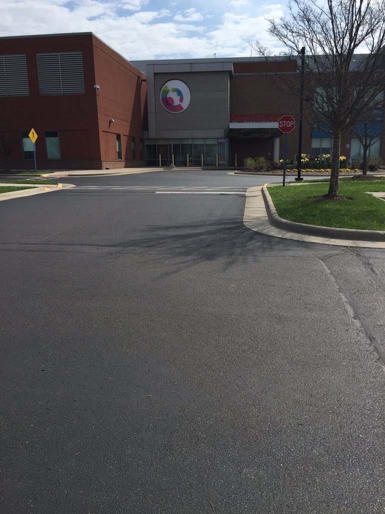 WeathersGov's tweet photo. Today became an interesting day #firststitches #madeitto4yearsold https://t.co/hmZAWnzVpR