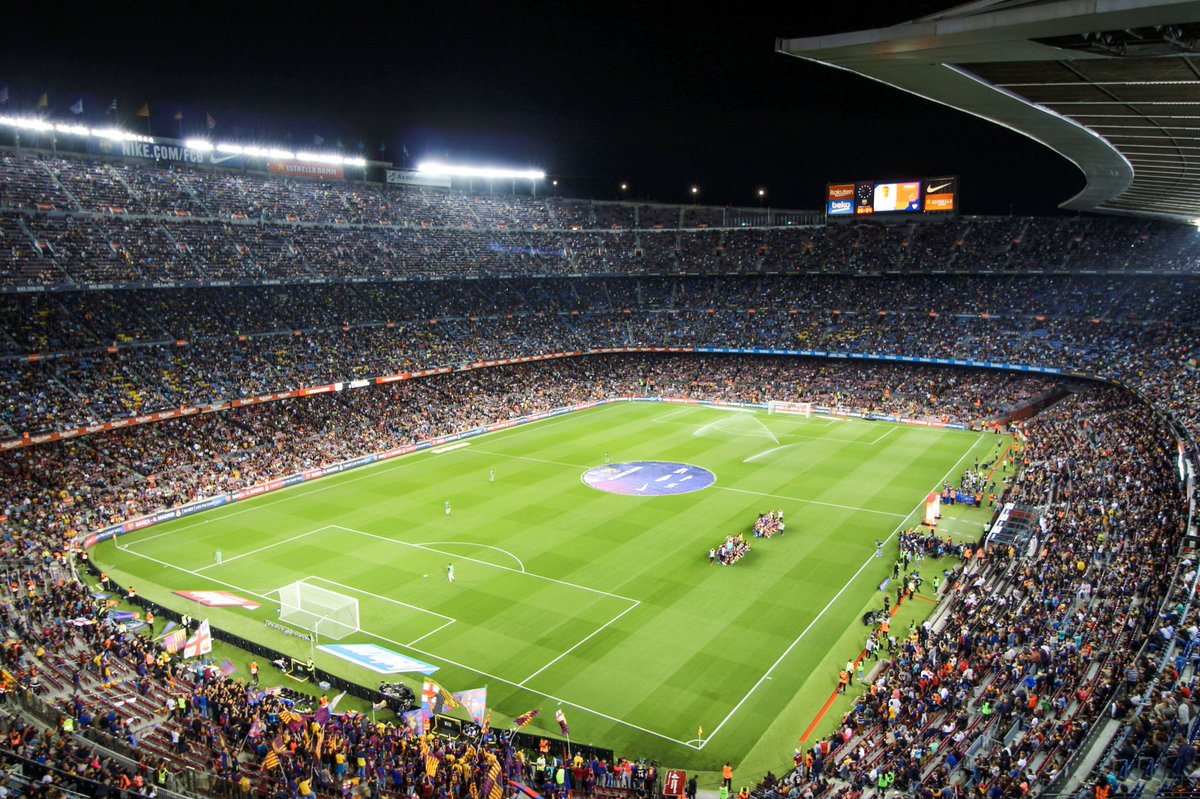 Топ футбольных стадионов. Топ футбольных стадионов. Топ футбольных стадионов. Fifa стадион лч. Альянц арена сверху.
