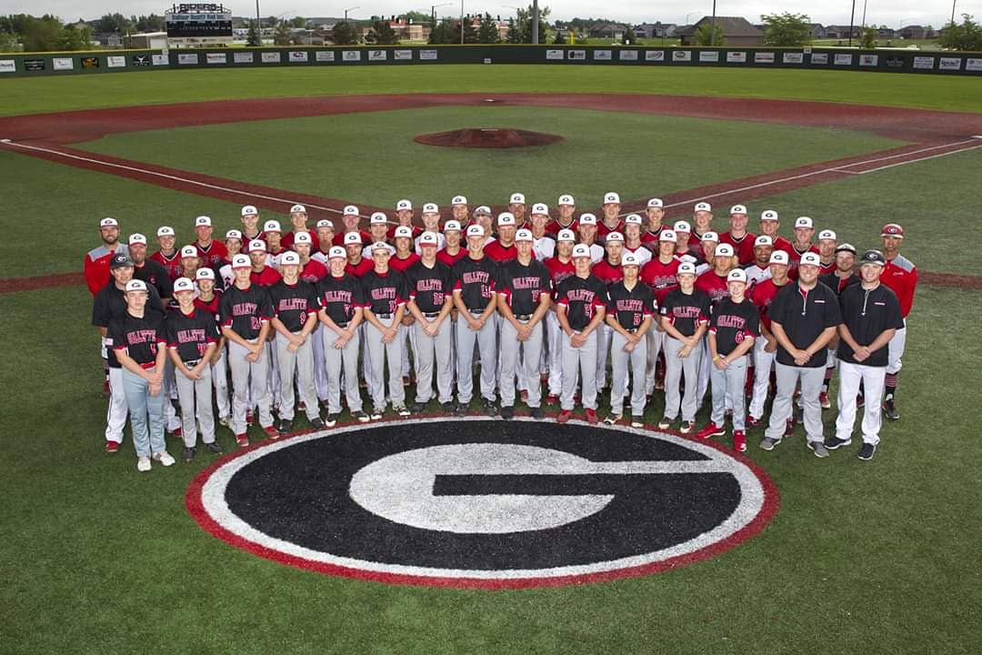 BaseballRiders's tweet photo. Year: 2019

Coaches: Perleberg/Hemeyer

Roster: T.Richards,  Z.Brown, K. Race, H.Sylte, J.Lacey, M. Powell, C. Swisher, M.Newlin, K. Lewis, G.Lynde, C.Arbach, C.Driskill, K.Johner Shubert, C.Reimer, I.Ciravolo, B.Richardson, B.Rivenes, G.Carroll

Record: 62-20, 3rd Place State https://t.co/mtYOhEueMJ