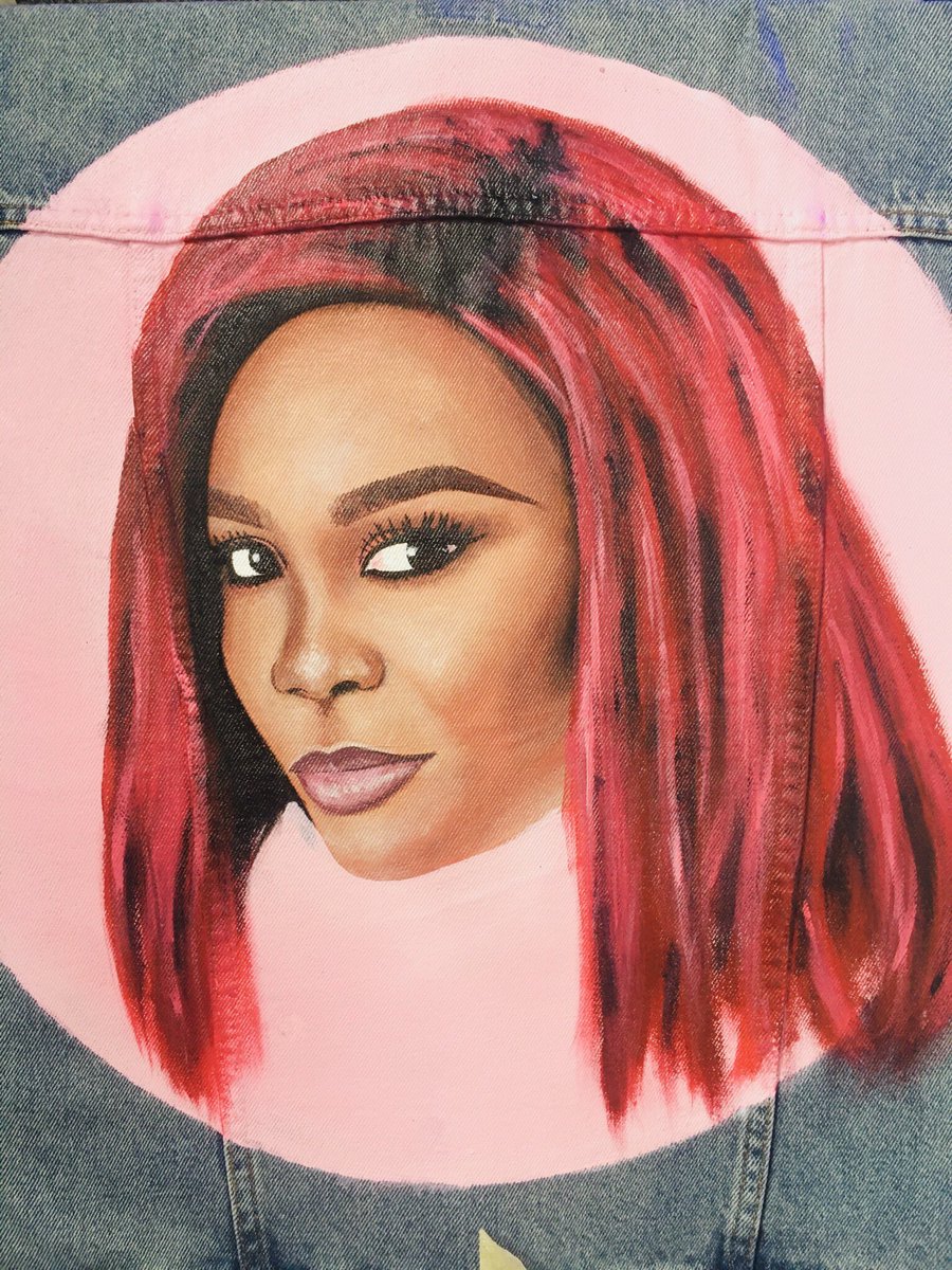 JacketsbyNimi's tweet photo. Strawberry 🍓
#handpainteddenimjacket #painteddenim #denimart #paintingindenim #jeans #jeanspainting #denimjacket #customartbynimi #WeAreNigerianCreatives https://t.co/SUrg2dTYmv