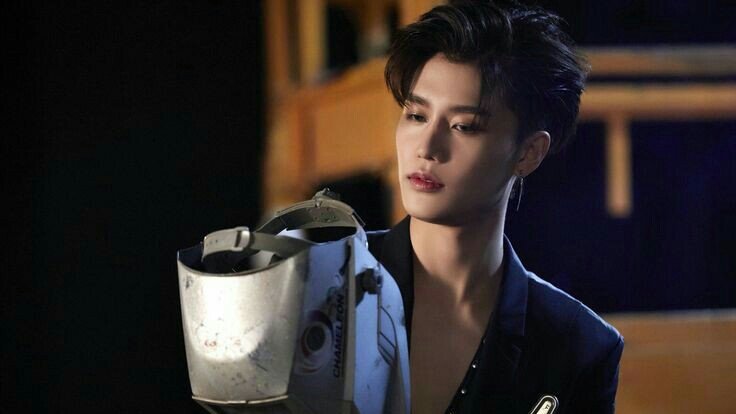 Taeil the Consigliere- the boss' counselor- the oldest and probably the most experienced- usually the boss will consult to him before the actual mission- in charge in leading the meetings between associates and the gang itself- the advisor