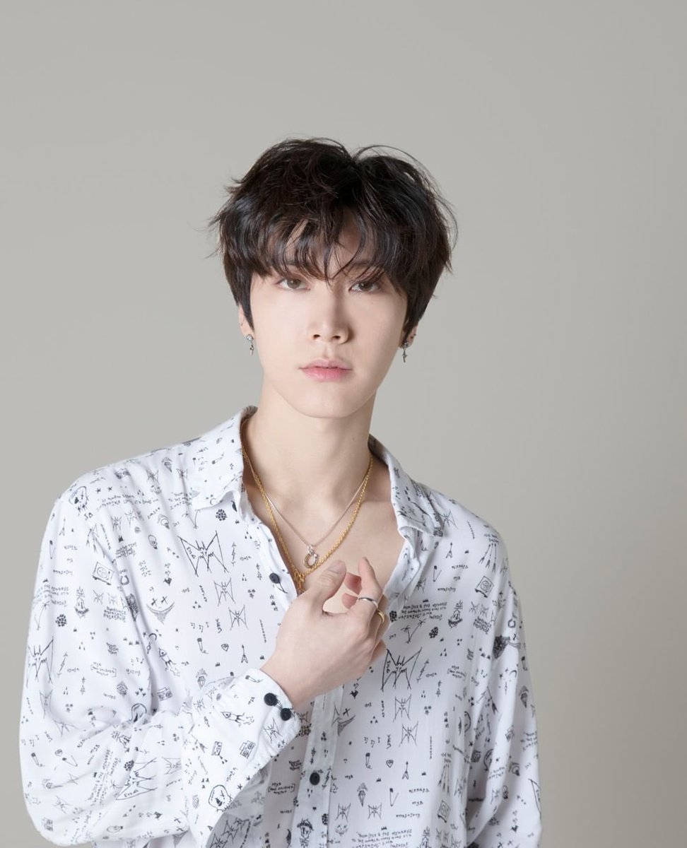 taetensupport's tweet photo. 200407 #TAEYONG and #TEN 

From tmrw magazine

#TaeTen #SuperM https://t.co/ImQnGfPRBw