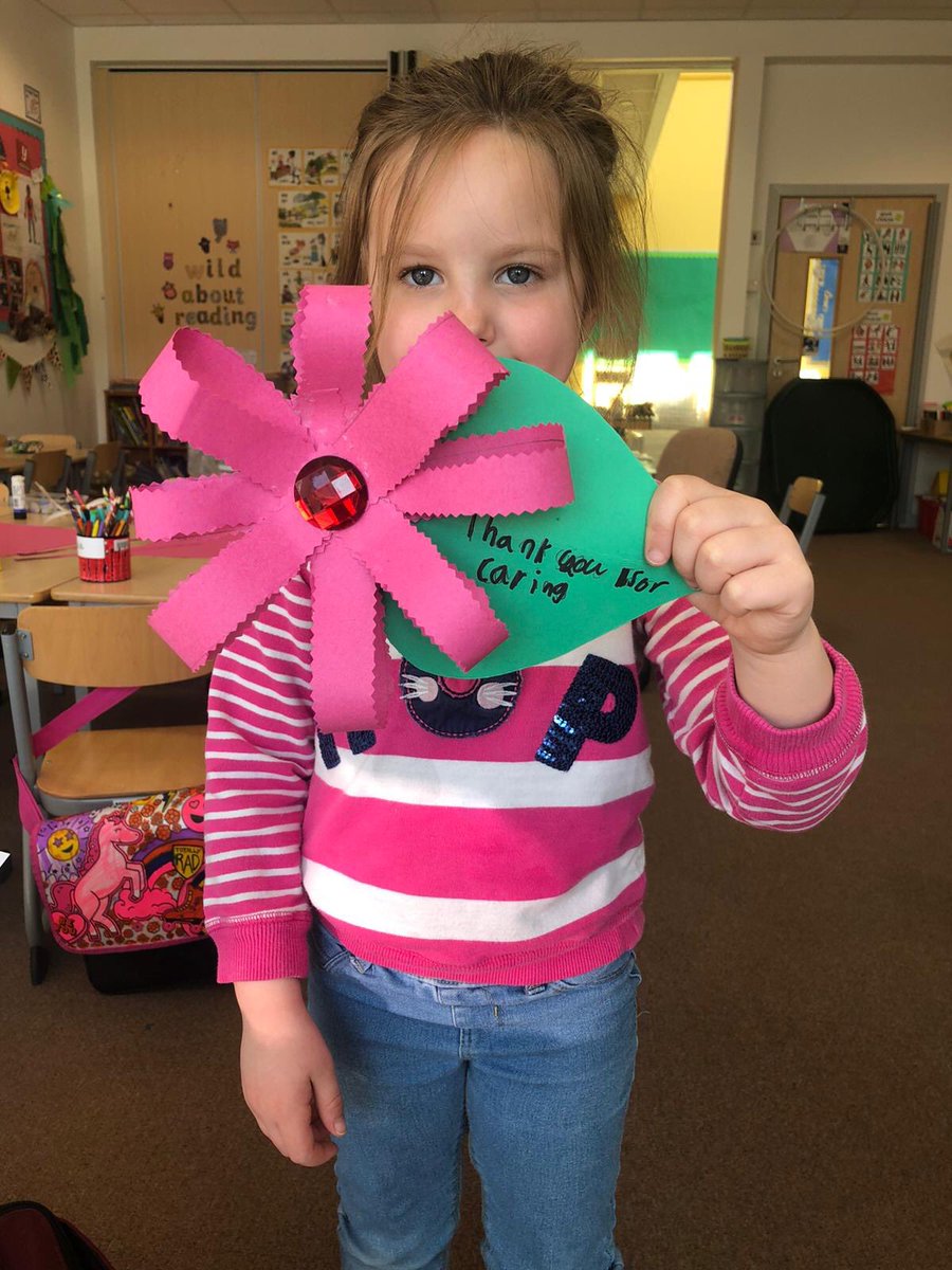 KeithHub1's tweet photo. Flowers for carers, Tennis, Football, Superhero designs, Paper airplane challenges and a house for Toothless what at day at The Keith Hub. https://t.co/kkXnhv0lYc
