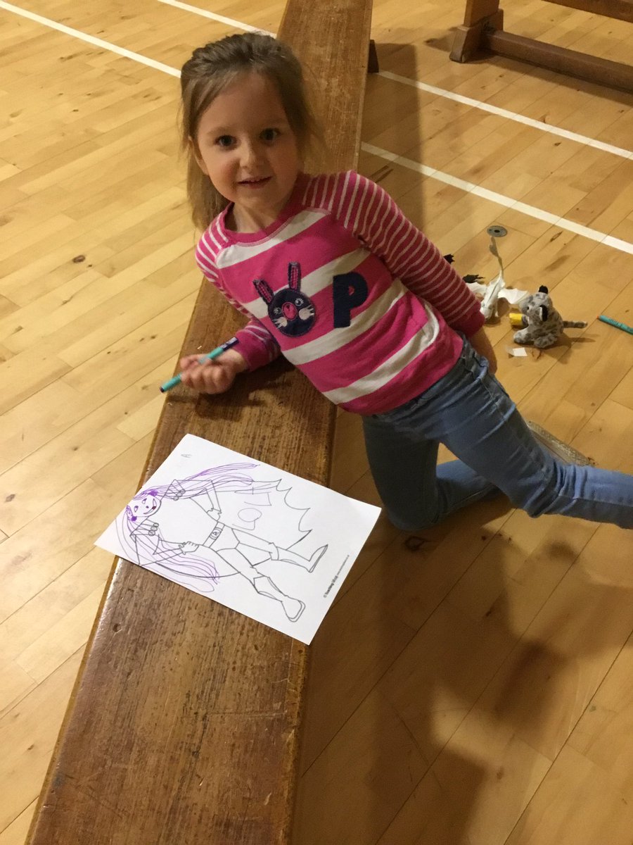 KeithHub1's tweet photo. Flowers for carers, Tennis, Football, Superhero designs, Paper airplane challenges and a house for Toothless what at day at The Keith Hub. https://t.co/kkXnhv0lYc