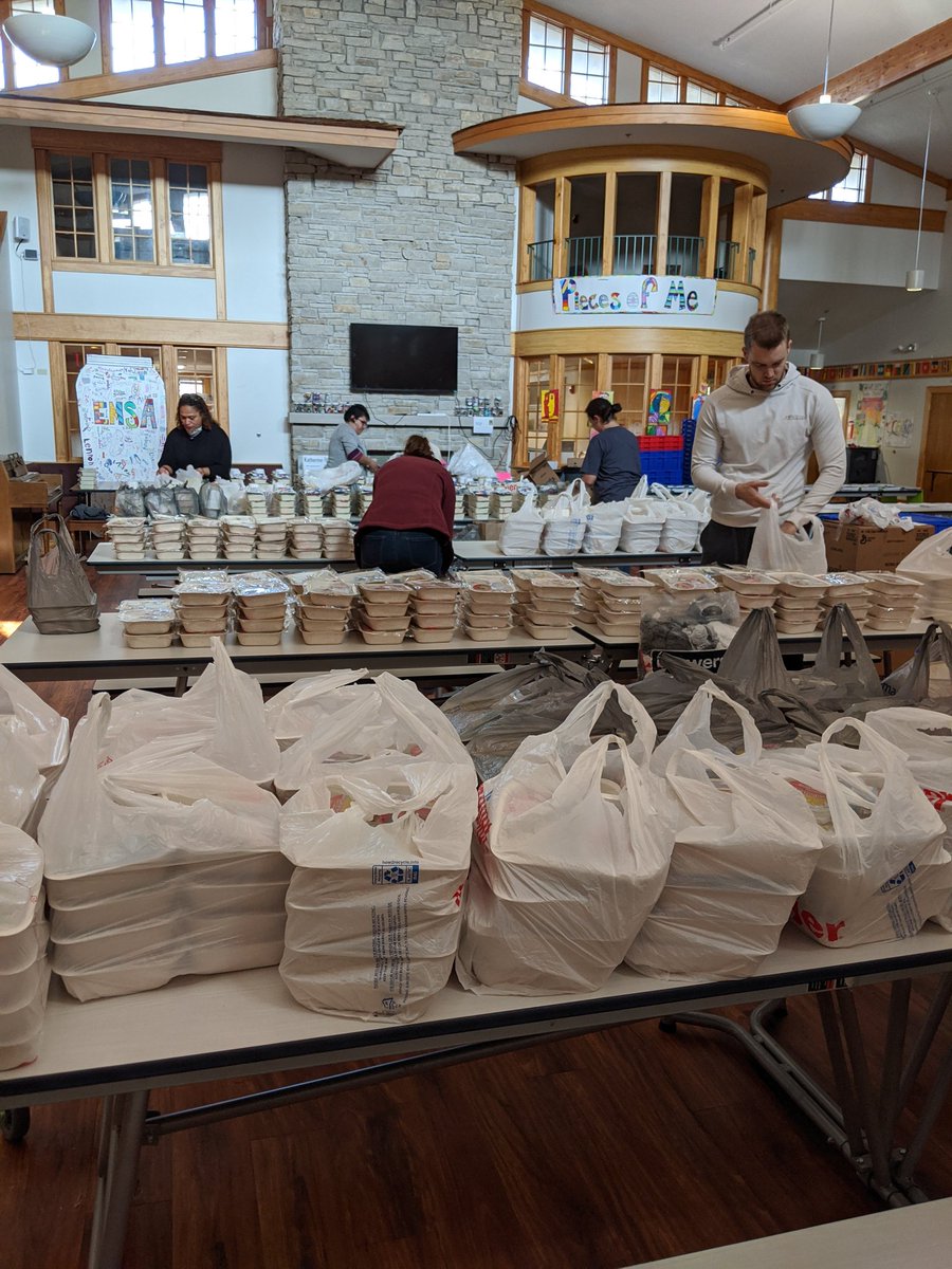 JacquelynWiller's tweet photo. This is crew. Bagging meals for our families, even my husband has volunteered his time. #wearecrew @ELeducation @ElginCharter https://t.co/TCNHeYiycp