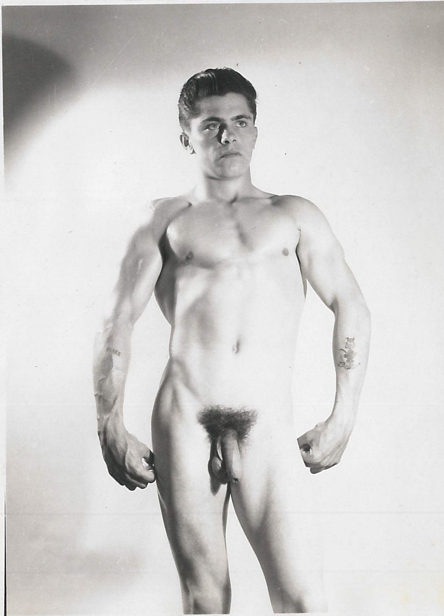 creatureblackl1's tweet photo. Mike Riley [Photos by Acme] San Francisco, 1965 or so #mikeriley #acmestudio #vintagemen #uncut https://t.co/jwyd82USvd