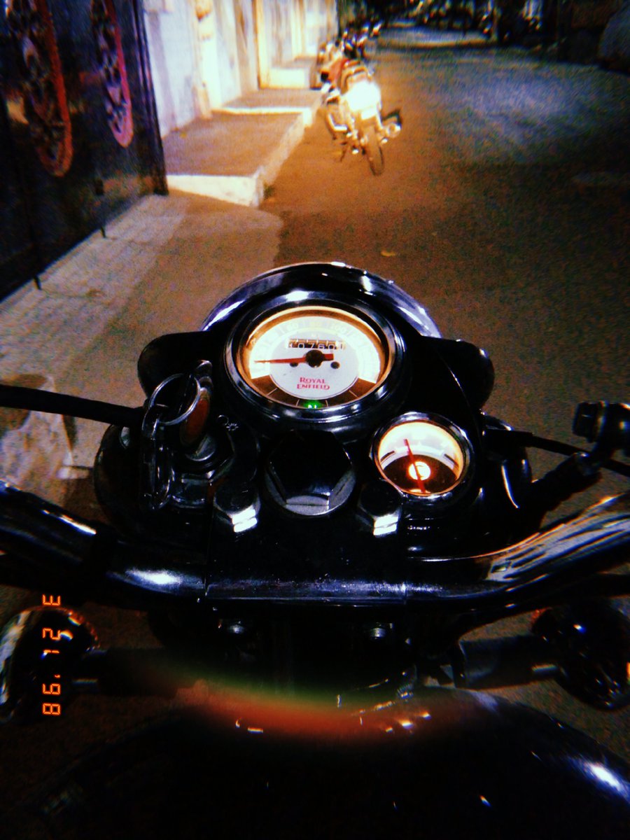 jayudani19's tweet photo. I'M VERY RESPECTFUL , I HAVE A BEST MANNERS. BUT PLEASE DON'T FORGET I'M SAVAGE AF ALSO.... #ATTITUDE #RoyalEnfield #rajkot https://t.co/XMa5nL9pTr