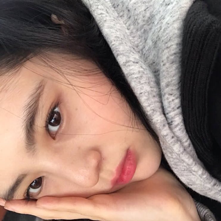 sohyakitty's tweet photo. 나 소희 얼굴에 진심이다 https://t.co/vzfB3iyBV8