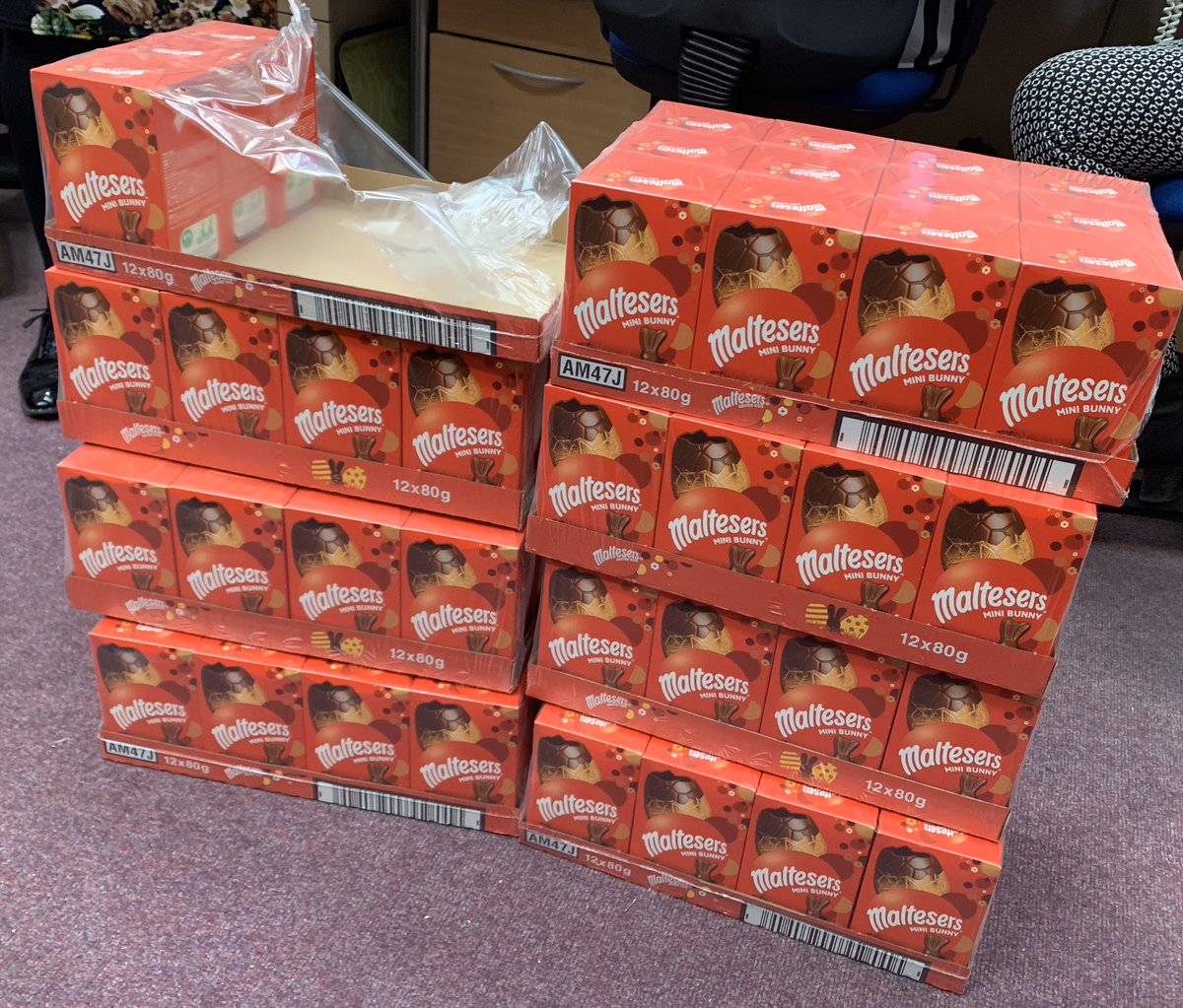 A huge thank you to the team over <a href="/MarsUK/">Mars UK</a> for donating these Easter eggs to our hard working therapy team @BasildonHosp - staff truly are so grateful and you’ve lifted their spirits! 🥰