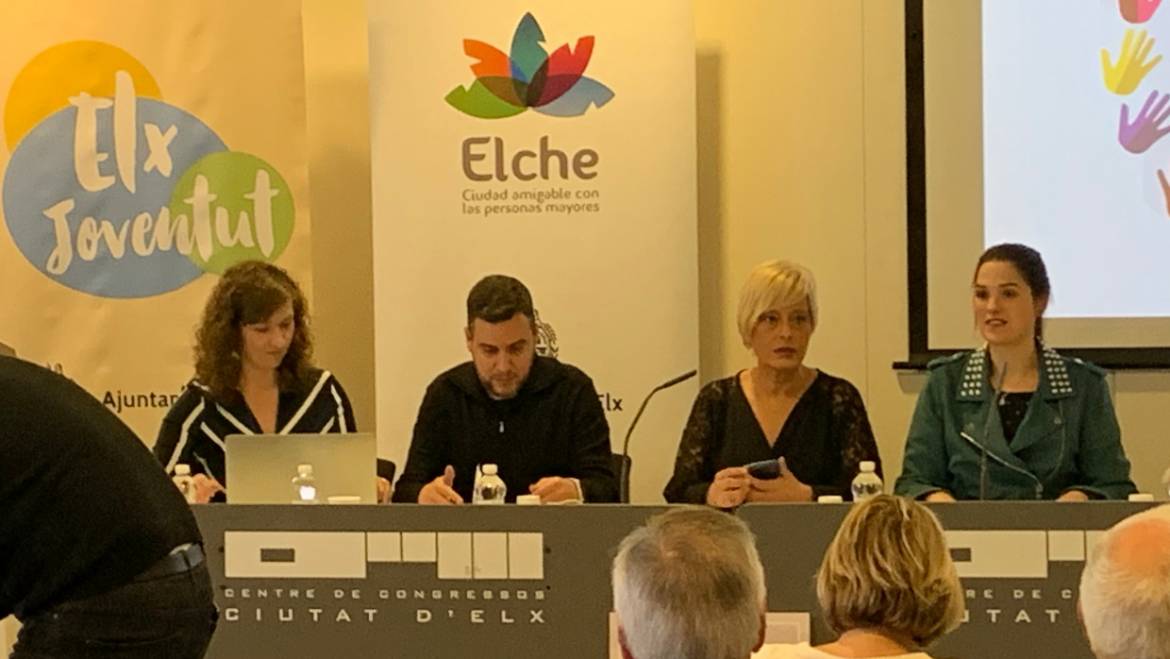 ajuntamentelx's tweet photo. 🔹El programa intergeneracional de les regidories de Joventut i Política de Majors es trasllada al ciberespai temporalment.
Més informació👉🏼 https://t.co/gC1IuFsvrH
#Majors #Elx #Joventud #Programaintergeneracional https://t.co/hzUGLYnyoQ