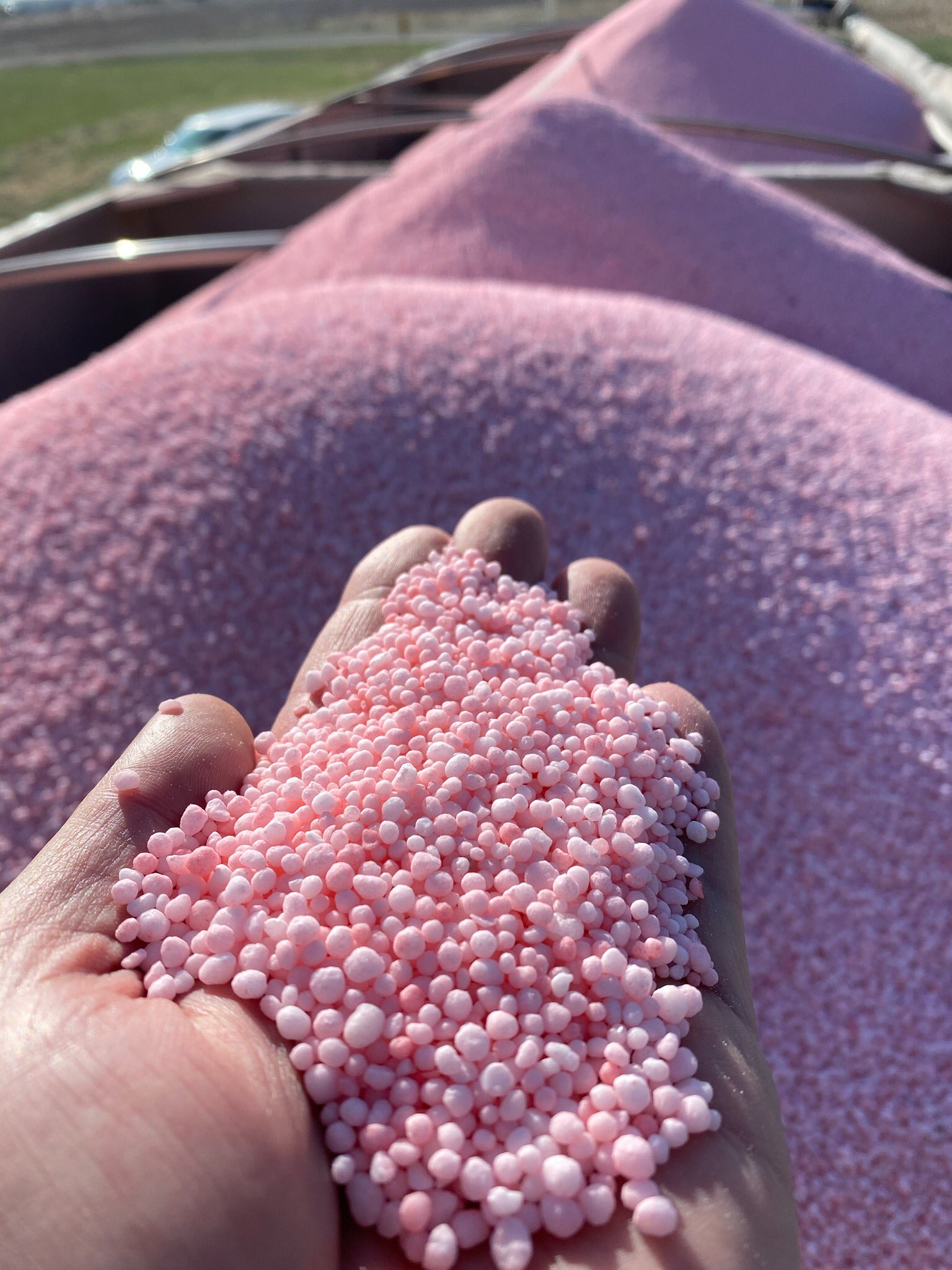 Nutrien Ag Solutions (NutrienWakeeney) / Twitter