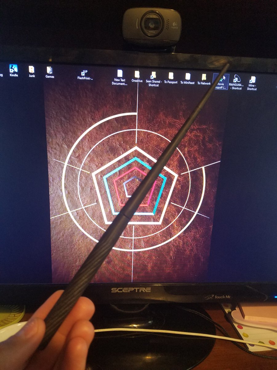 TheCleftonTwain's tweet photo. A simple, but relatively elegant wand printed and painted for today.
#3dprinter
#3dPrinternerd https://t.co/2lP5pWFRme