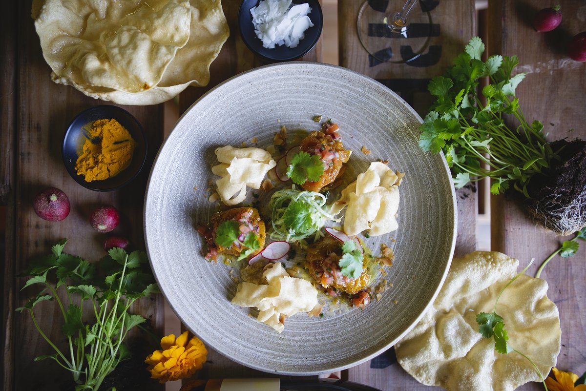 For Easter with LOVE, from our Creation Wines family to you! Serve our deconstructed Pickled fish recipe with our Sauvignon Blanc, Semillon bit.ly/2V7IwVa
#lovecreationwines #easter #pickledfish #capemalay #deconstructed #sauvignonblanc #semillion #wineandfood