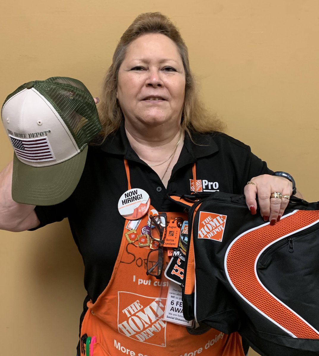 HDLance's tweet photo. Congrats to Derek, Bryan, &amp; Sorina for completing our Spring Training Challenge at #8418! Cashing in points for prizes for mastering new skills throughout the store! Four Points Proud! @ericbernal01 @josh_mayou @4Points_HD https://t.co/0xyCm4QnpR