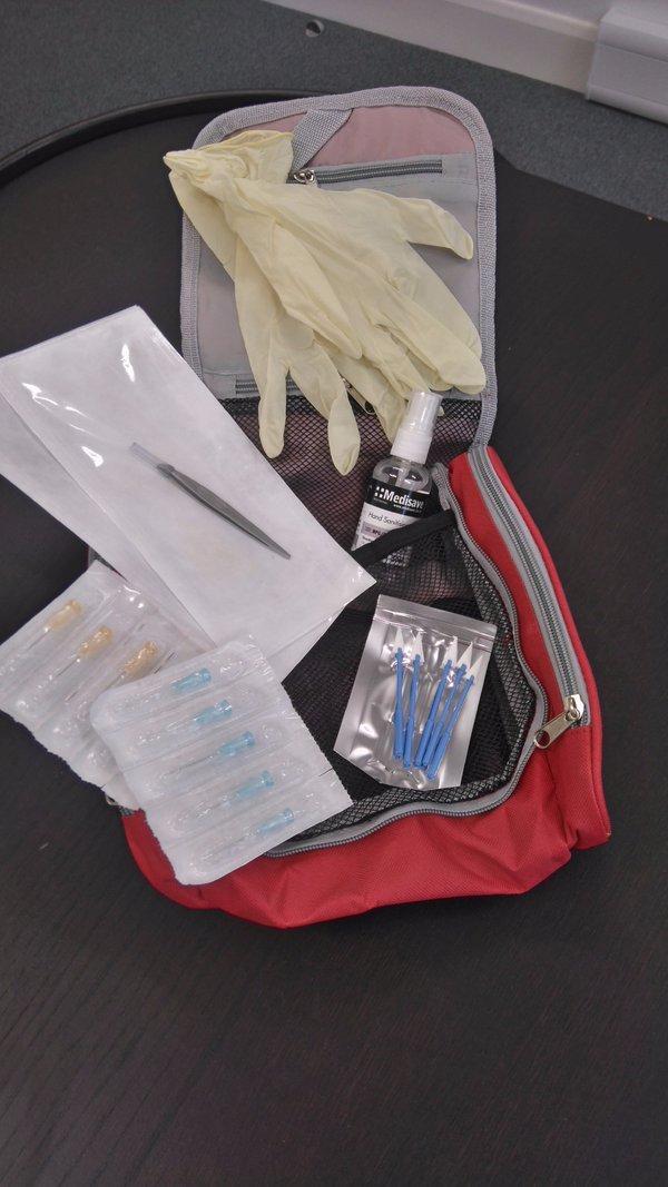 Acute Eyecare Pack - PVA Spears, Needles, Forceps, Gloves - comes in a handy bag from £60 (Available with or without Alger Brush)
SpecialisedOphthalmicServices.com