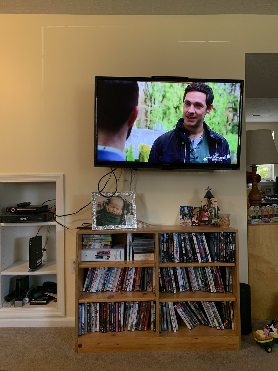 ImagineerSTEAM's tweet image. We can’t be in Georgia right now so my #SpringBreak to-do list includes checking off my @hallmarkchannel movie checklist! #socialdistancing #springbreakplans