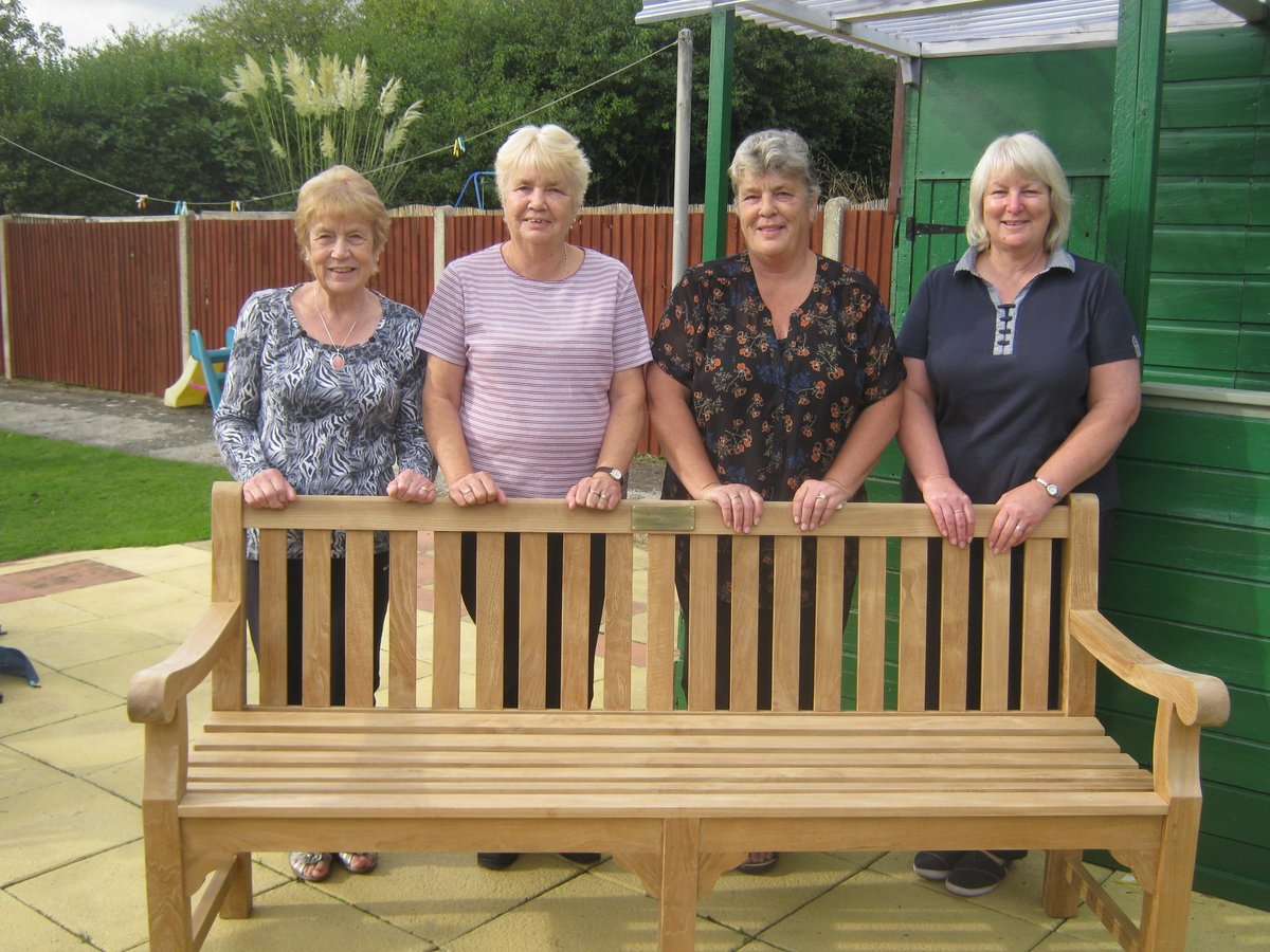 Memorial Benches UK tweet media