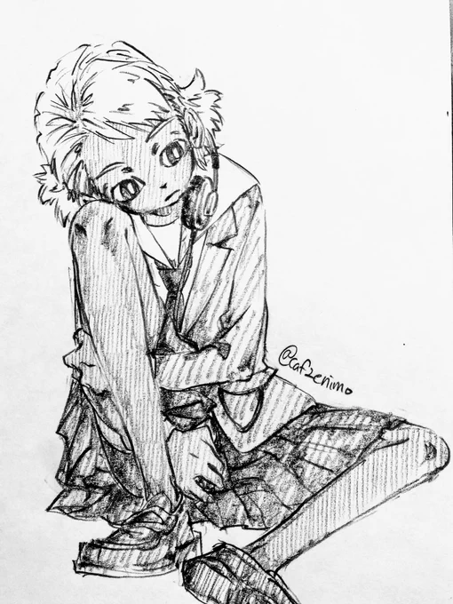 ふと描きたくなった制服めき氏
制服姿好きなのですが、原作ではなかなか出てこなくて寂しいですだ
スカートはいていようが少年にも少女にも見える百目鬼氏が好きなのだ 