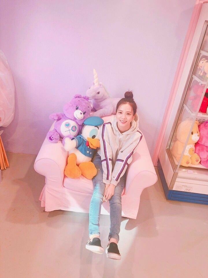 jisoosassy's tweet photo. https://t.co/dEykBTmpHW