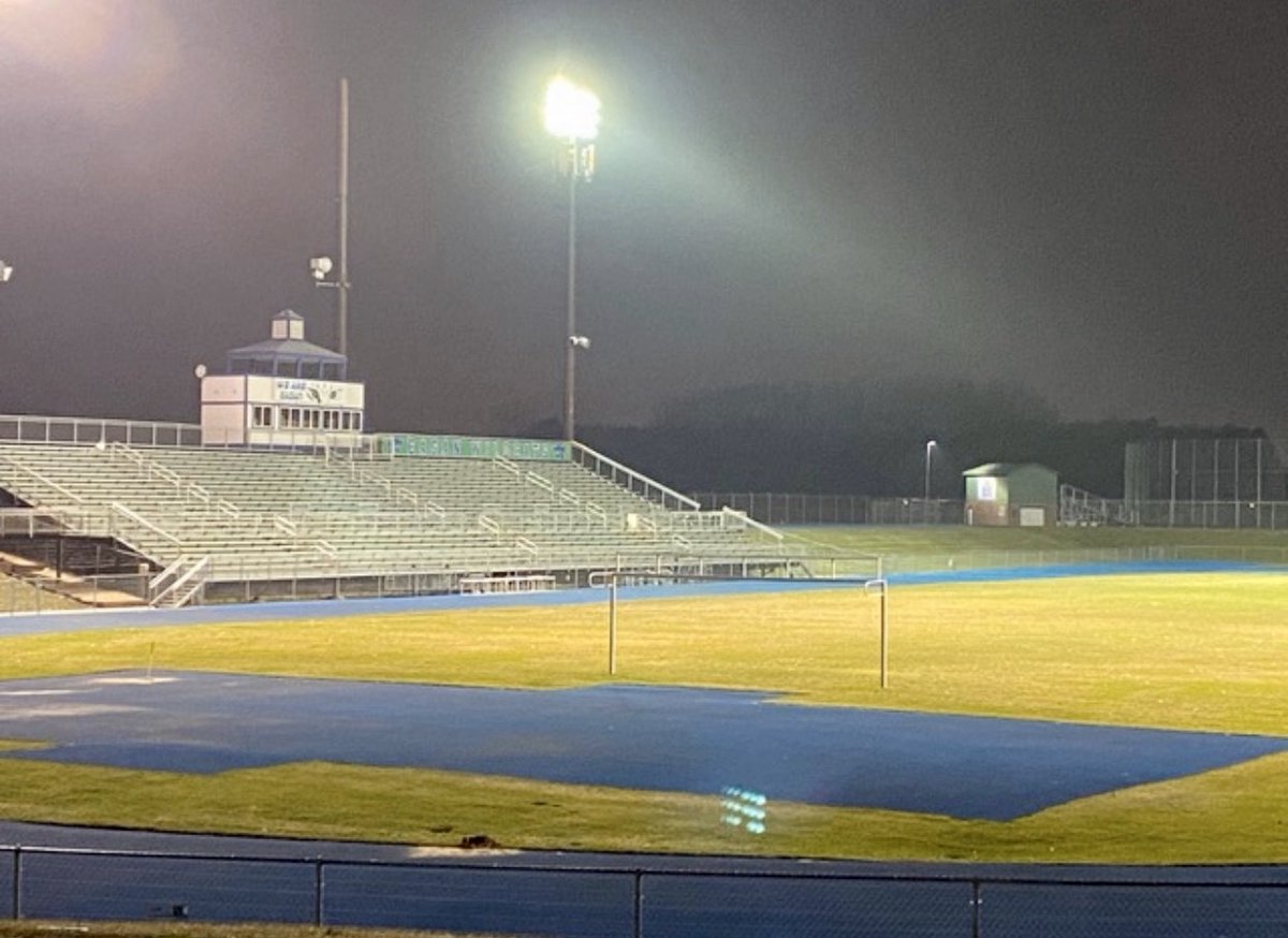 ISD196schools's tweet photo. Our high school stadium lights illuminated empty fields last night as part of #BeTheLightMN. EVHS Athletics Director Matt Percival said it best "...When things do return to normal, whenever that may be, the lights will be on for them.” #InThisTogether #196Pride https://t.co/THpYdA5KI9