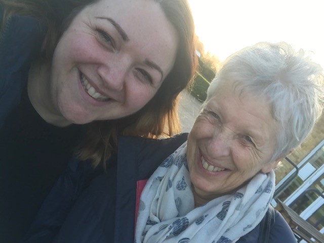 How do we continue to reach the isolated and vulnerable during #COVID19? This week Alex caught up with #Volunteer #CommunityOrganiser Stevie, who has been looking at ways to try and keep the older generation from feeling more isolated: bit.ly/2JSh741