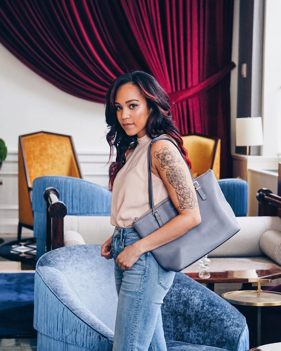 stylealertco's tweet photo. eco friendly ๐ from head to toe ๐ฑ@hillea in pre-owned @alexanderwang top and @3x1 jeans from #materialbox
#sustainablestyle #sustainablefashion https://t.co/KZViiaKZmZ