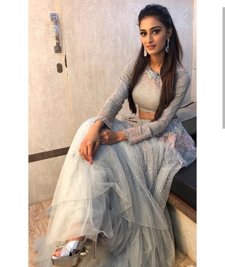 Butterflies are a breath of beauty fluttering by, they are mystery chronicled upon wing, they bring forth the grace and wonder of this world to our eyes everyday #EricaFernandes  @IamEJF  #KasautiiZindagiiKay  #Prerna